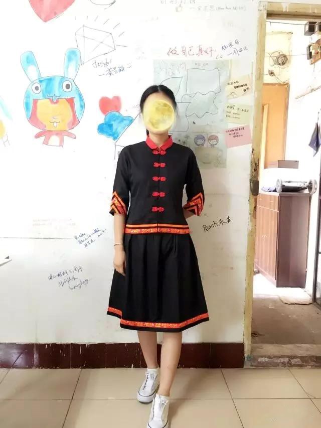 各民族小學(xué)的民族風(fēng)格校服，你更喜歡哪一件呢？